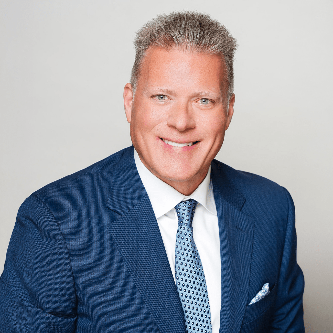 25042220 20SQ120Headshots20034 Steve