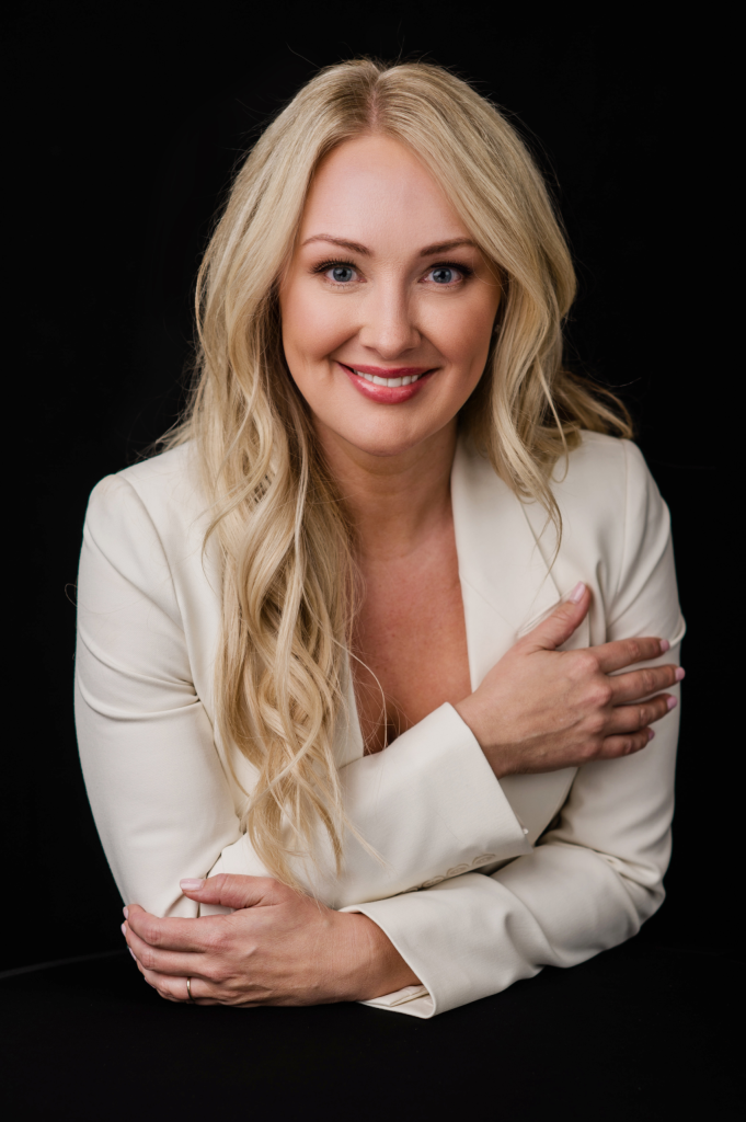 Vander meer Sarah 523 3979 copy scaled 1